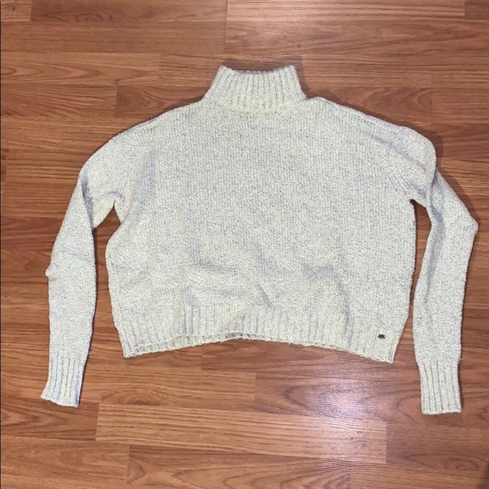 American Eagle Cropped Sweater